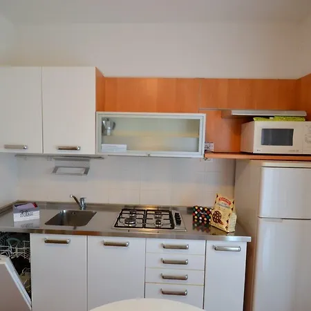 Beachfront Modern Flat With Sea View Апартаменты