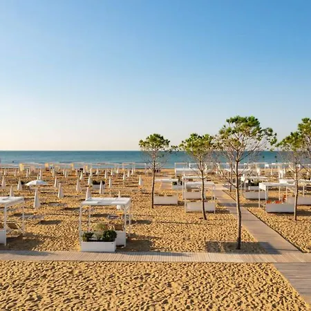 Appartement Beachfront Modern Flat With Sea View *